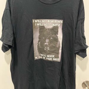 Gildan Black Tee with Wolf and Text Graphic